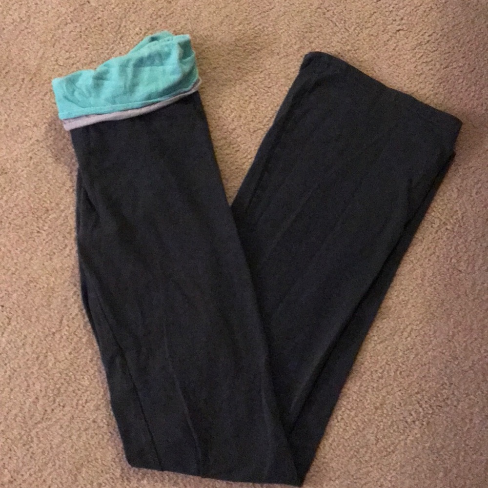 American Eagle Yoga Pants